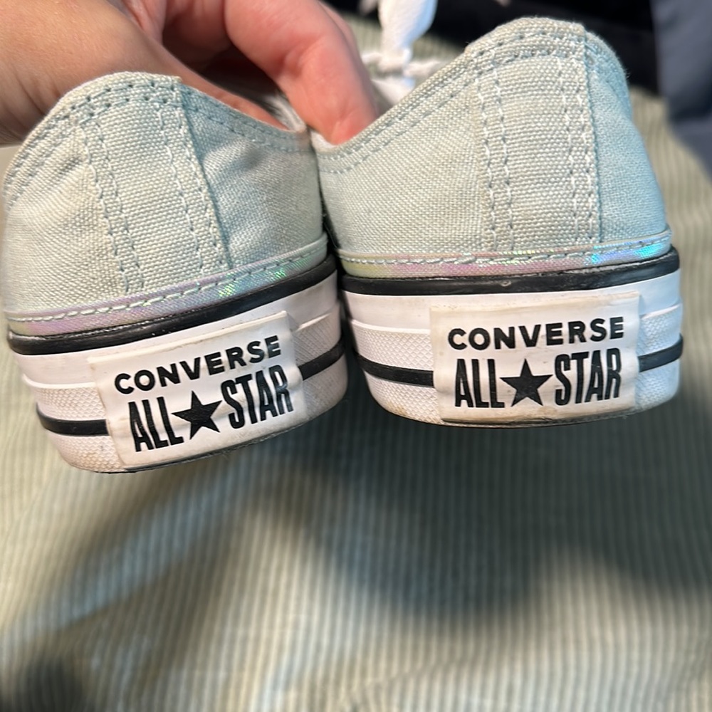 Converse - Picture 2 of 6